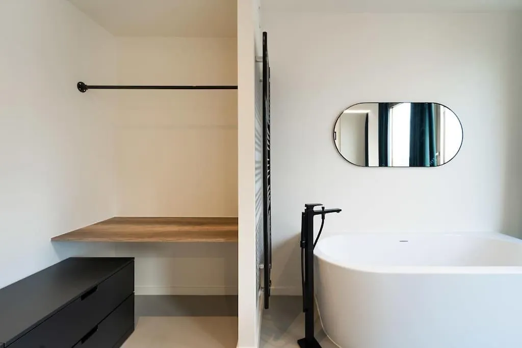 Duplex Apartment In Antwerpia 0*,